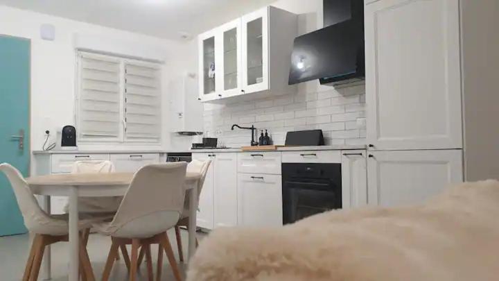 Chambre Calme Dans Une Maison Neuve Avec Jardin Billere Εξωτερικό φωτογραφία